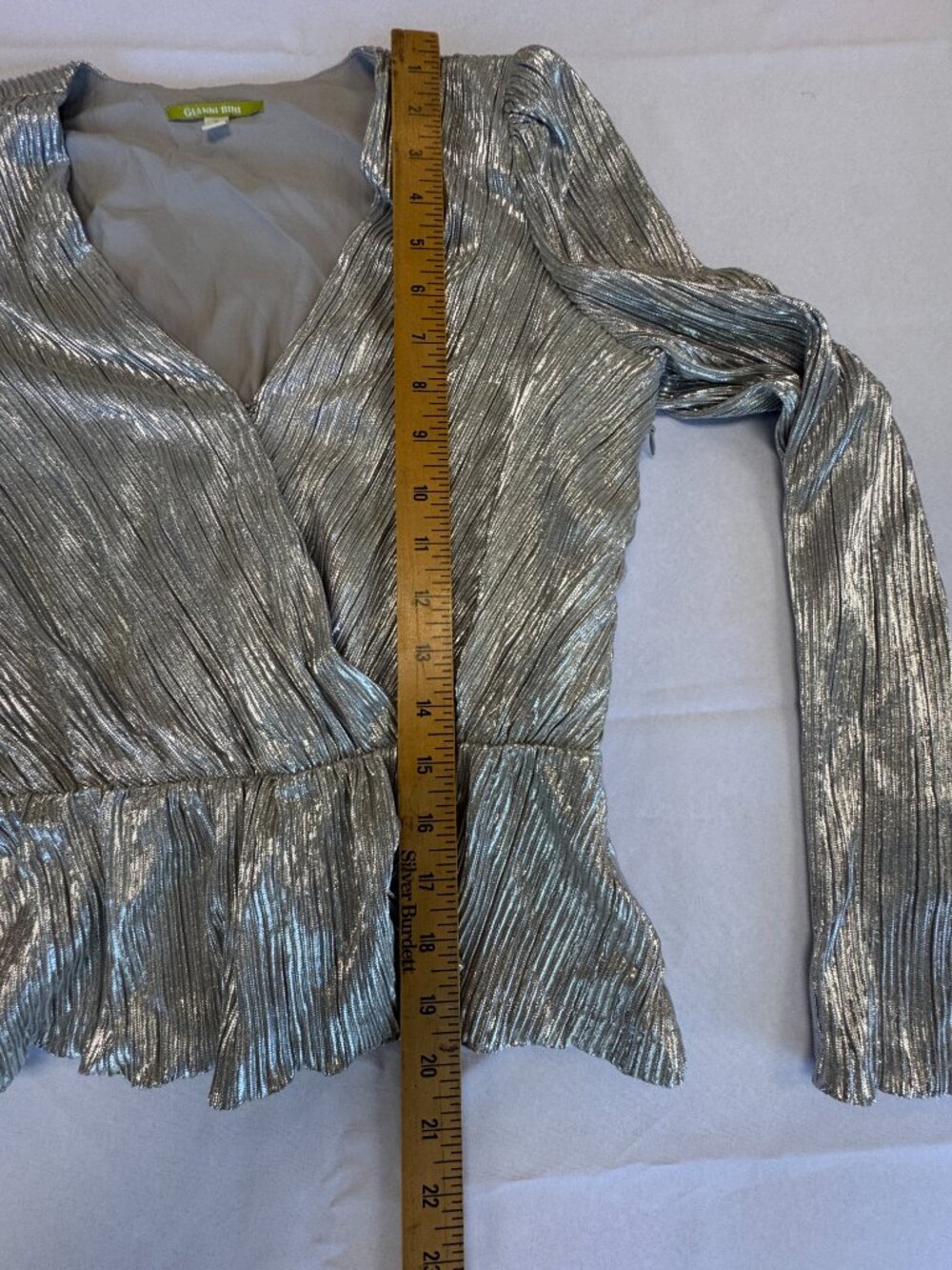 Gianni Bini Pleated Silver Peplum Blouse Size S - Picture 9 of 10
